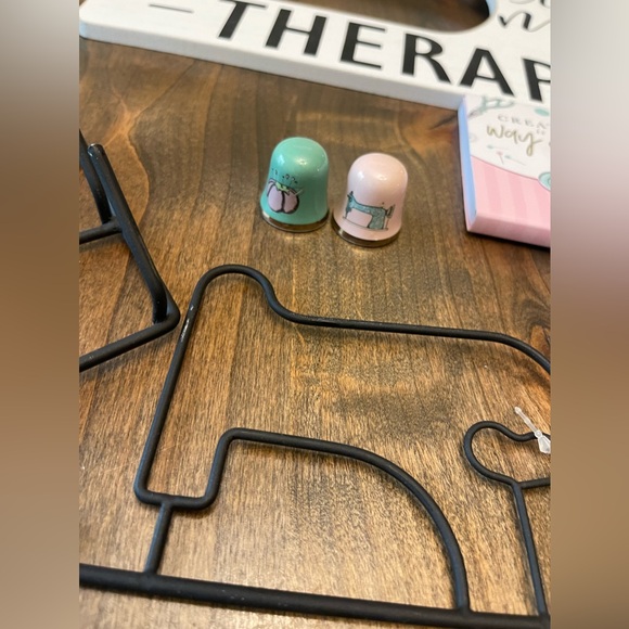 Sewing Notions- Lot - Picture 14 of 16